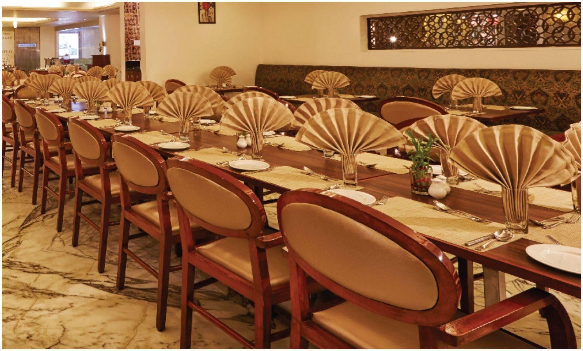 Vivanta Vijayawada, Mg Road Bagian luar foto